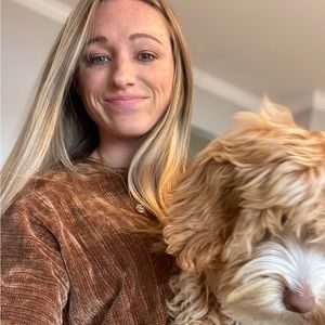 Meet your Posher, Caroline